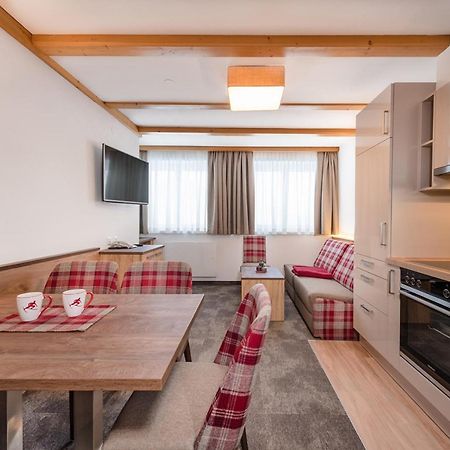 Apartments & Garni Alpenrose Obertauern Extérieur photo