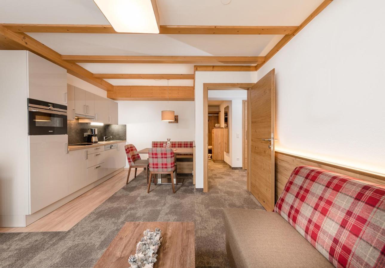 Apartments & Garni Alpenrose Obertauern Extérieur photo
