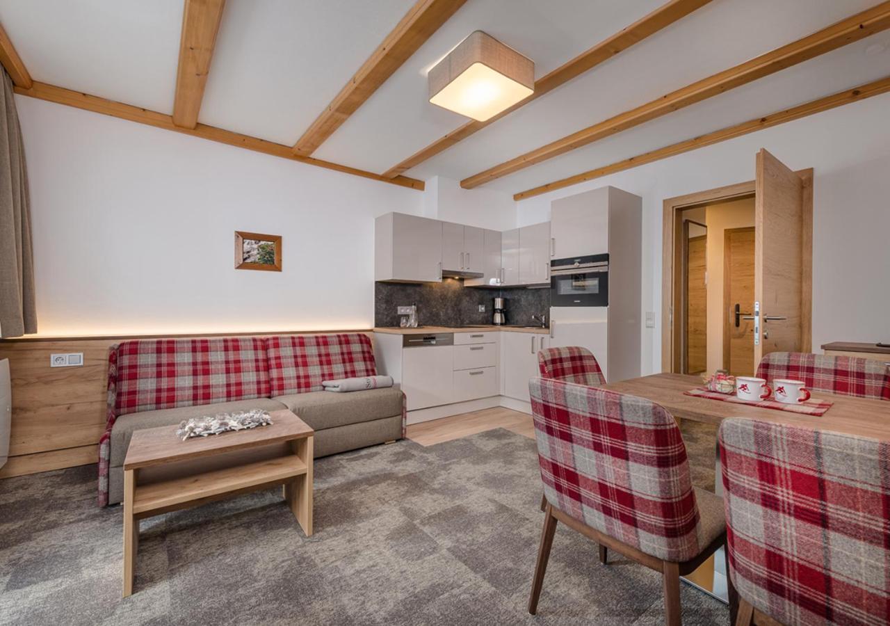 Apartments & Garni Alpenrose Obertauern Extérieur photo