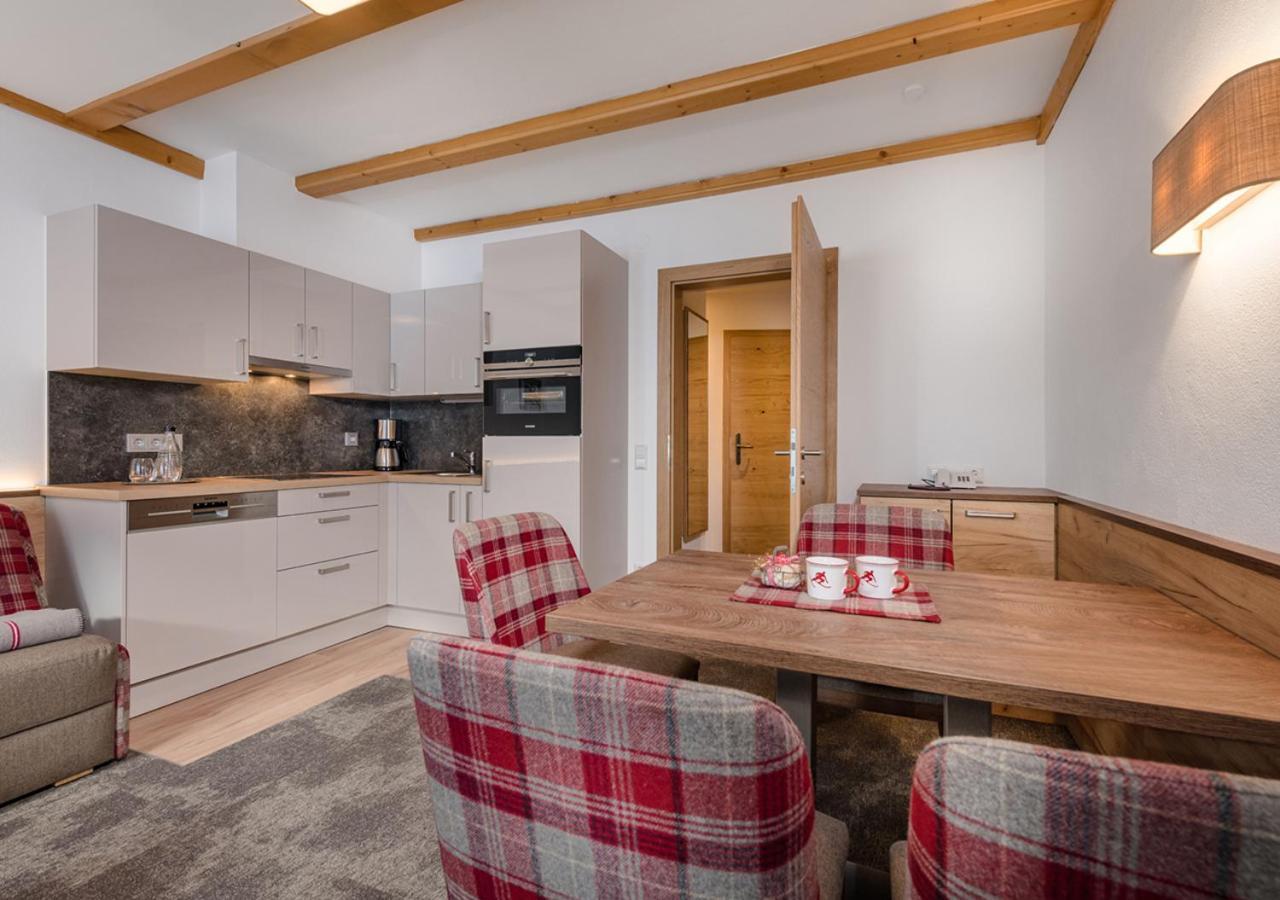 Apartments & Garni Alpenrose Obertauern Extérieur photo