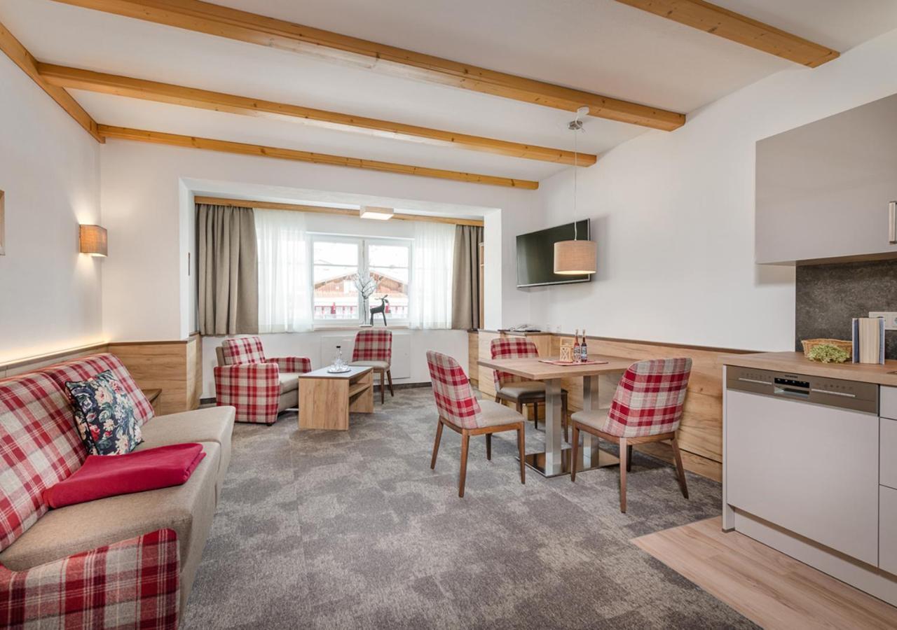 Apartments & Garni Alpenrose Obertauern Extérieur photo