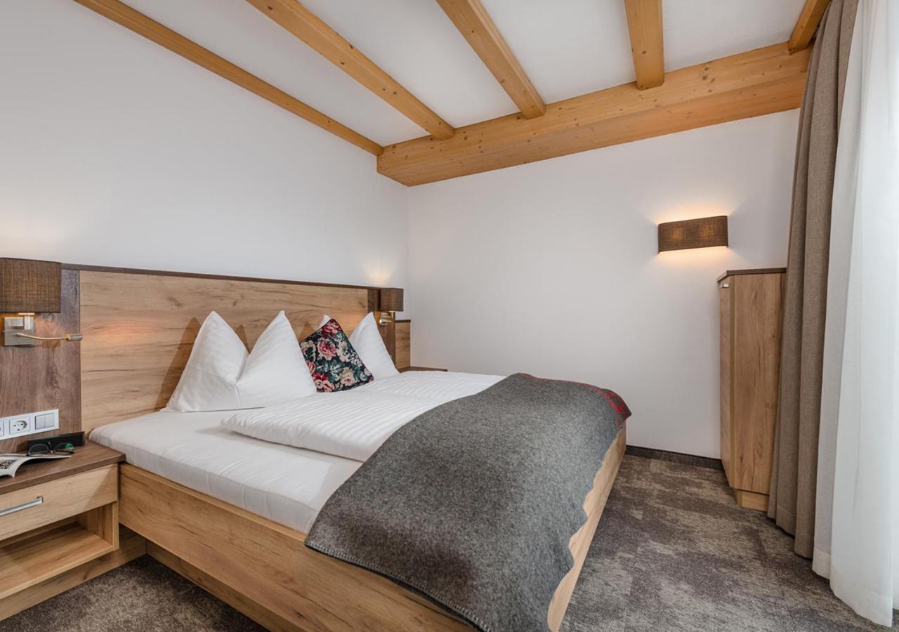 Apartments & Garni Alpenrose Obertauern Extérieur photo